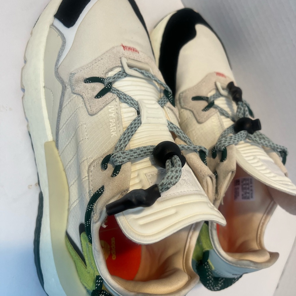 Adidas - Picture 13 of 14